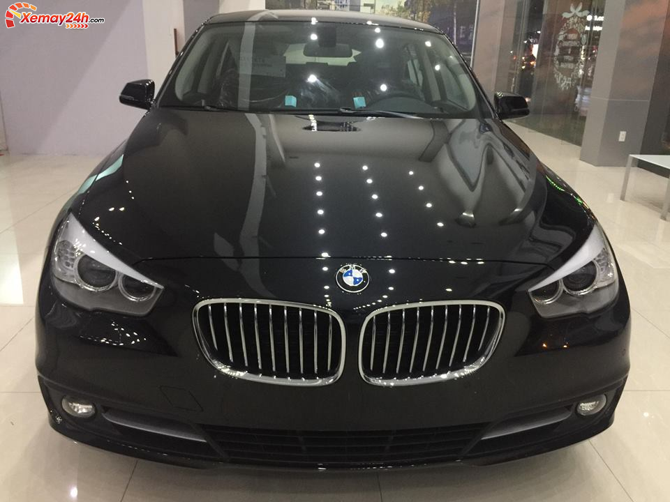 BMW 750Li 2021 màu đen sang trọng