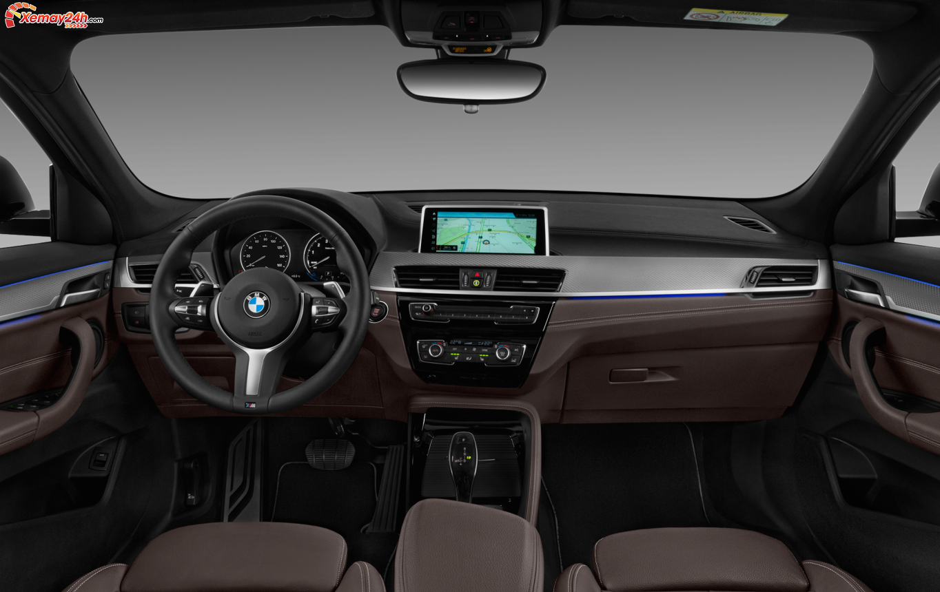 Hệ thống lái BMW X2 2021 sang trọng